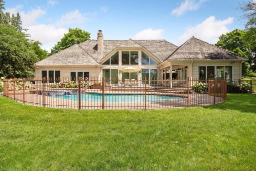 150 Hunters Glen Road, Wayzata, MN 55391
