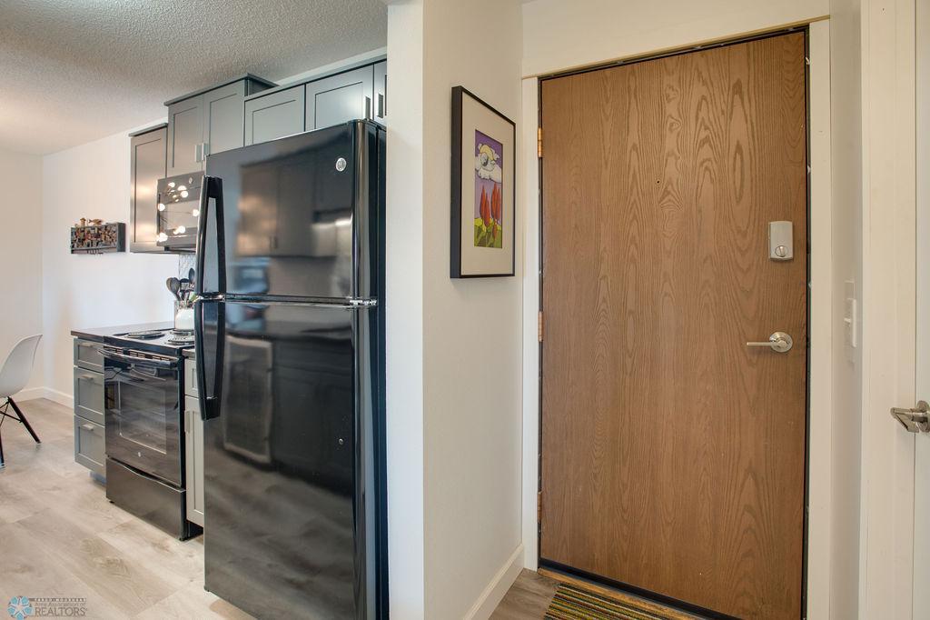 1401_25th_Ave_S_#B204-4.jpg