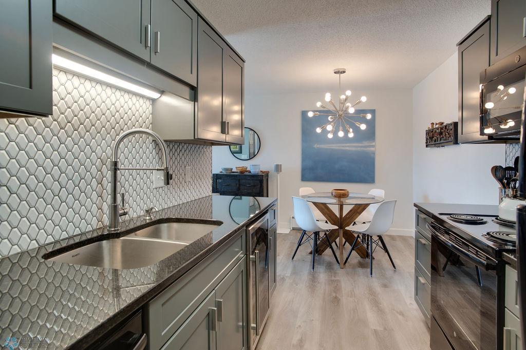 Welcome to 1401 25th Ave S #B204!