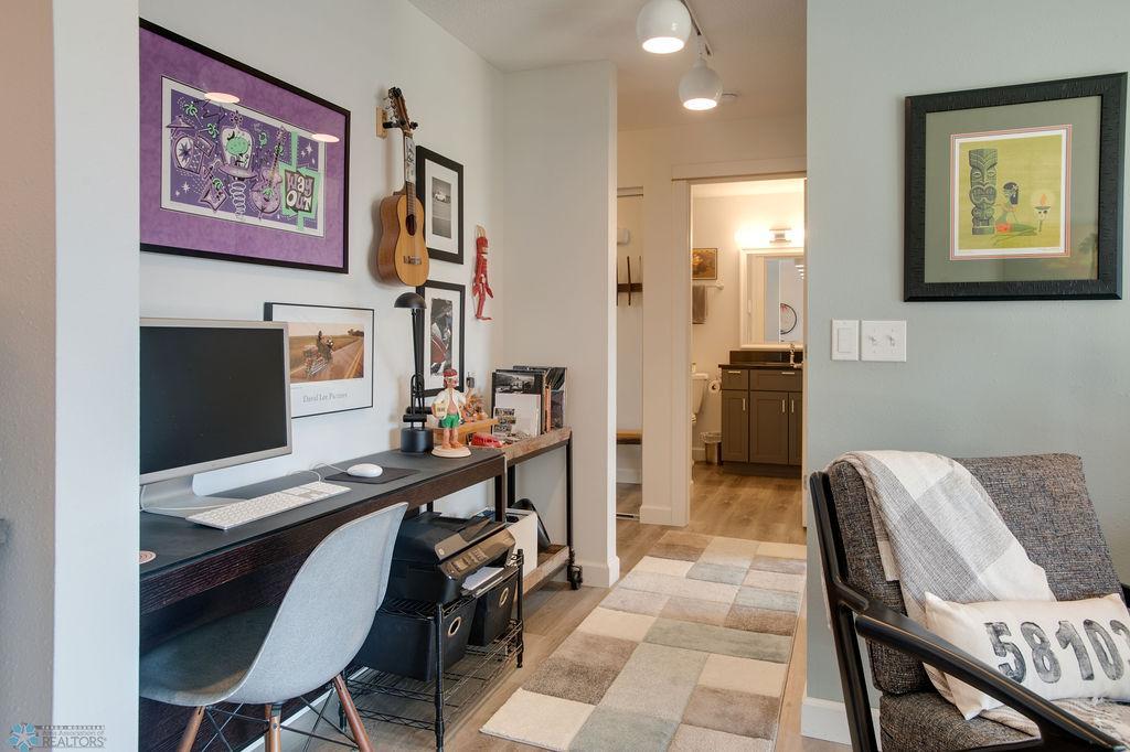 1401_25th_Ave_S_#B204-15.jpg