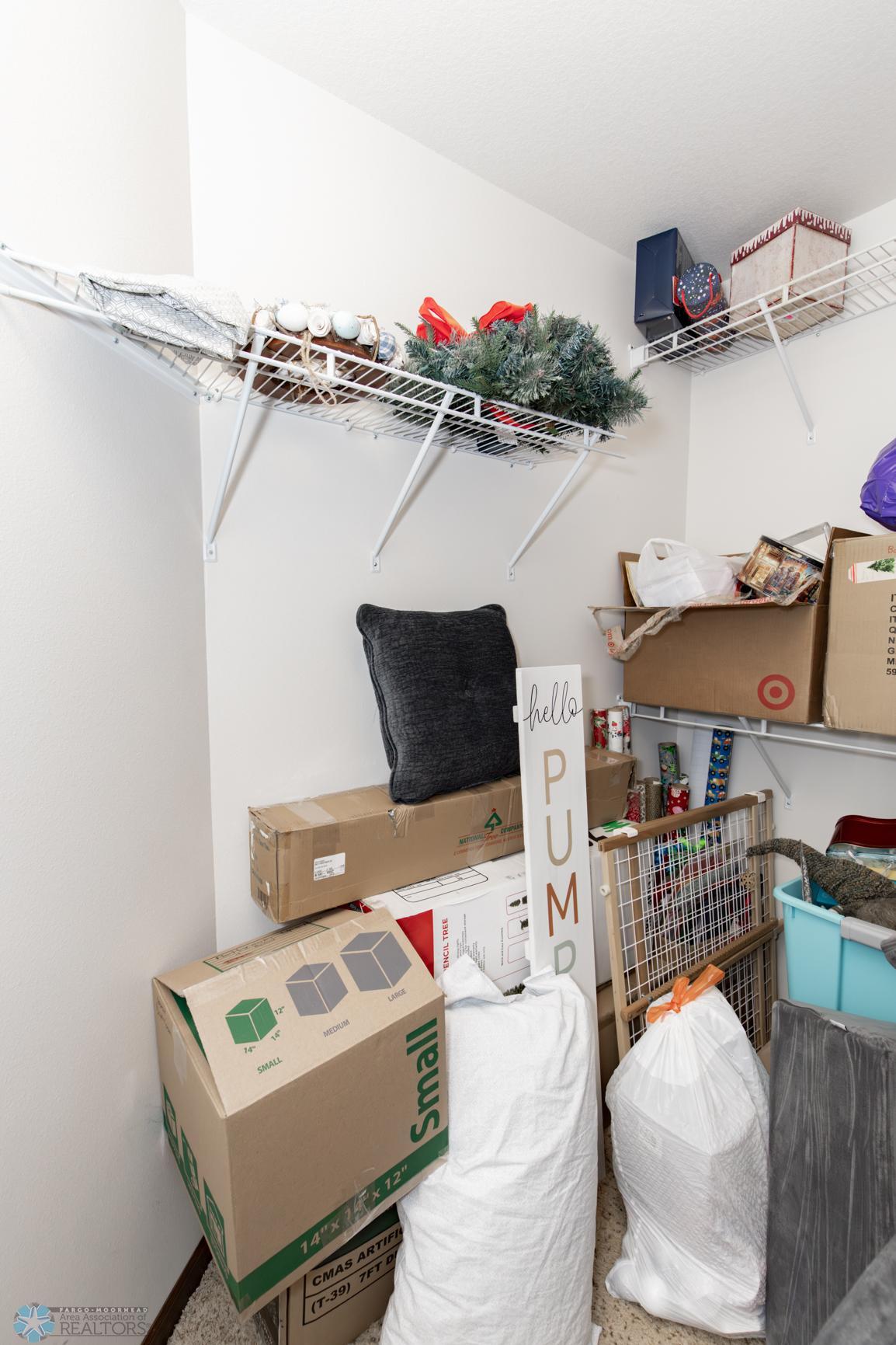 Closet in BR 4
