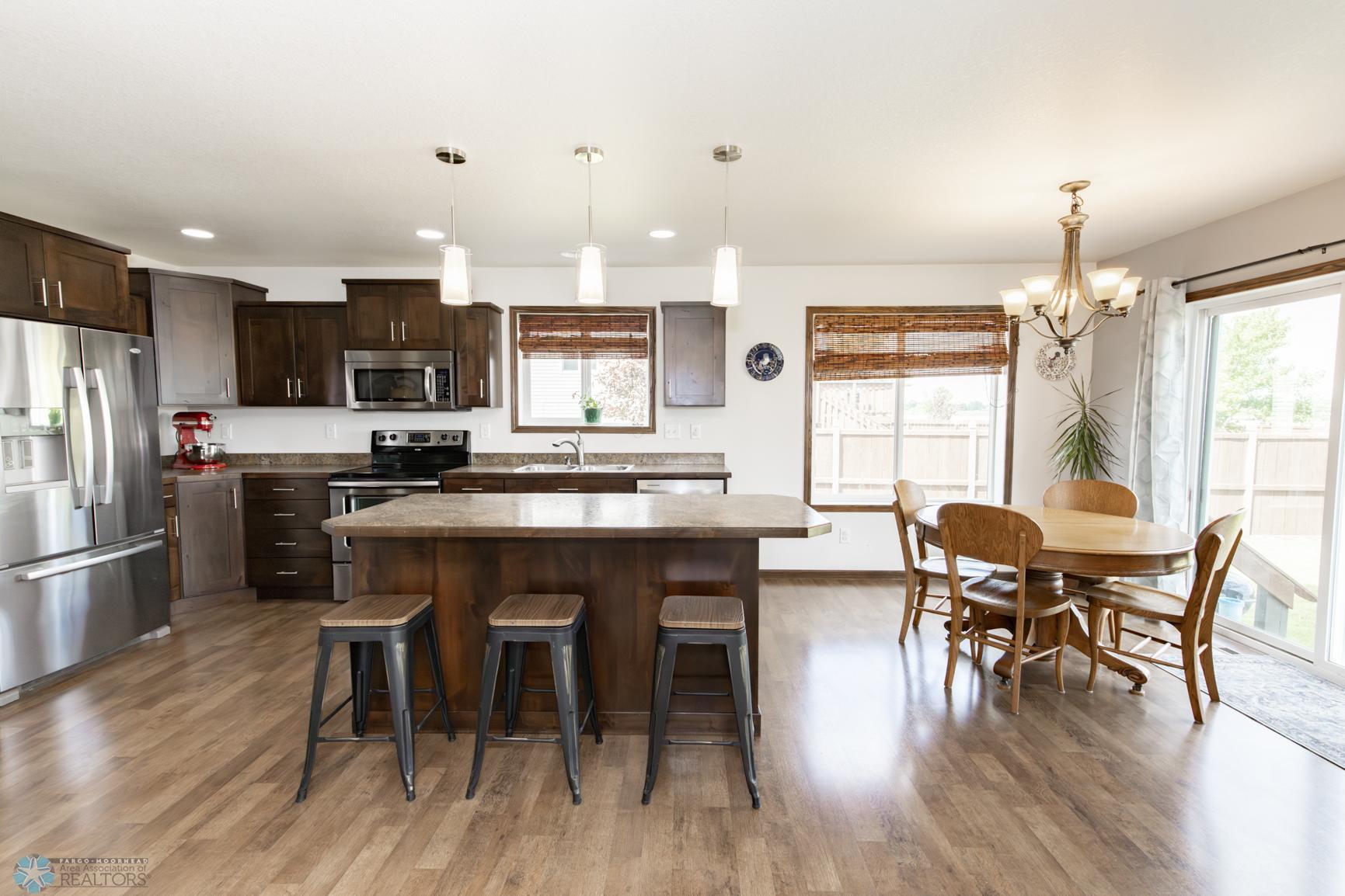 Kitchen/Dining