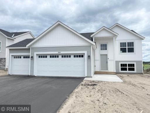Welcome HOME! Come and make this one yours! Amazing value, great homesite with beautiful views, completely finished, and MUCH MORE!