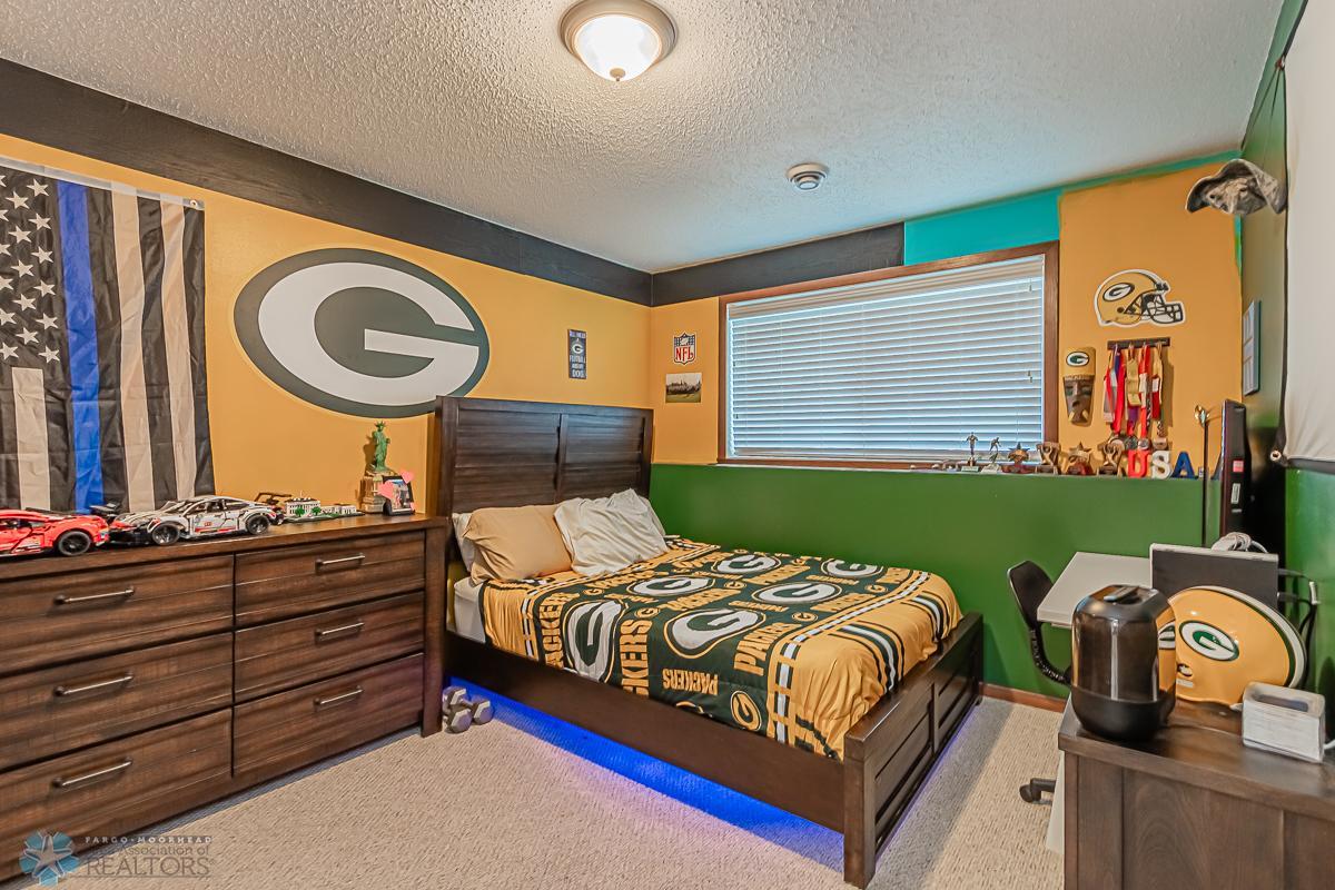 22 Cedar Dr, Mapleton, ND-24.jpg