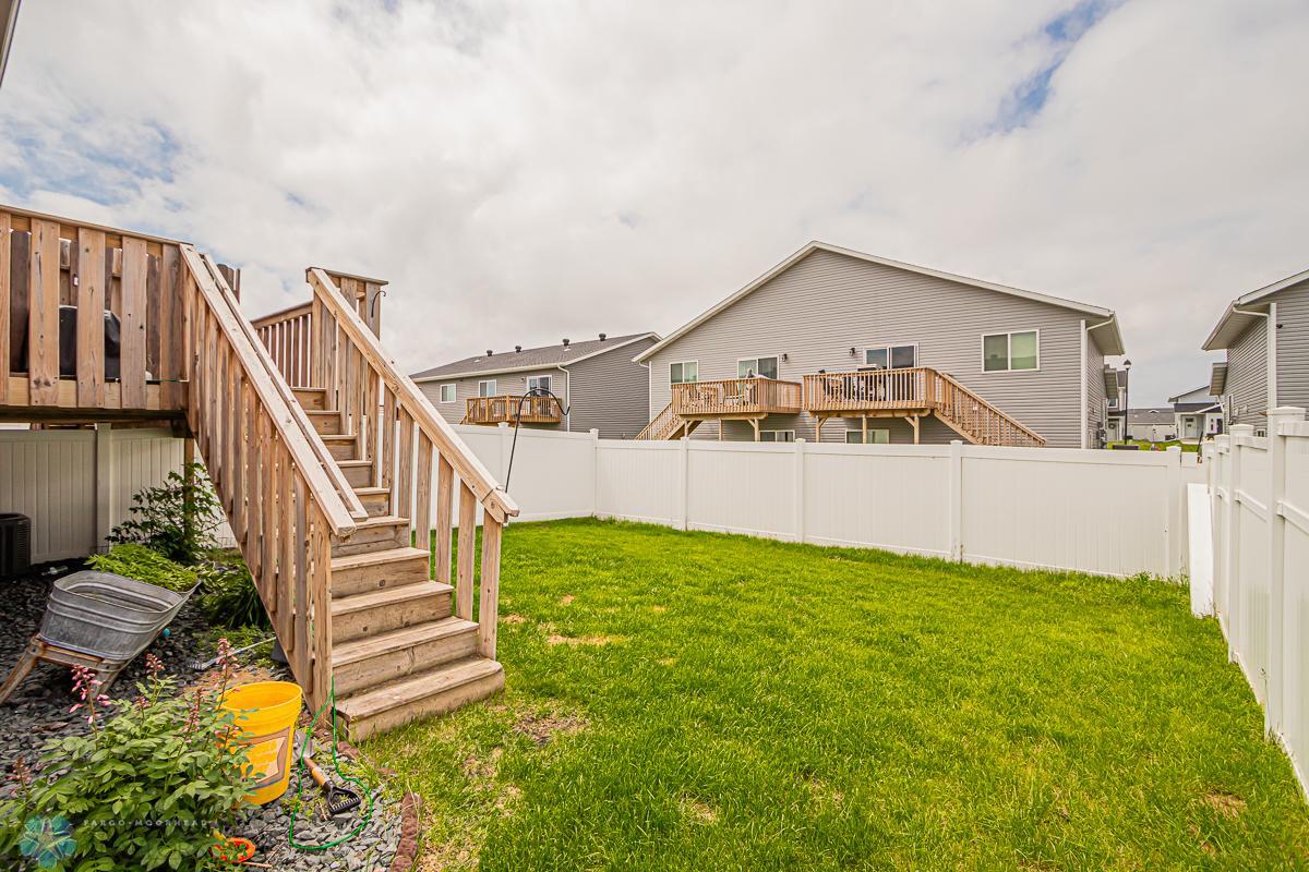 22 Cedar Dr, Mapleton, ND-26.jpg