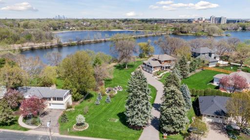 6629 West Shore Drive, Edina, MN 55435