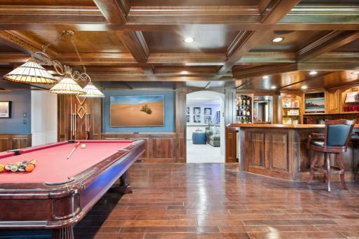 6629 West Shore Drive, Edina, MN 55435