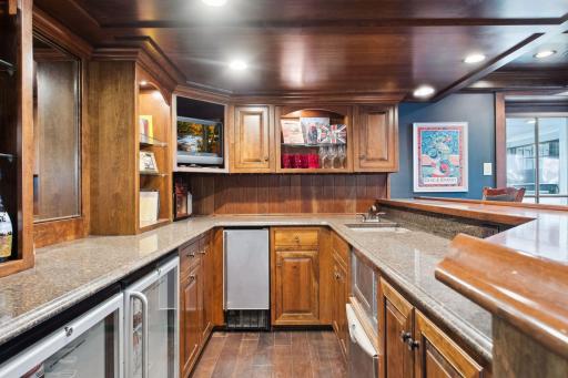 6629 West Shore Drive, Edina, MN 55435