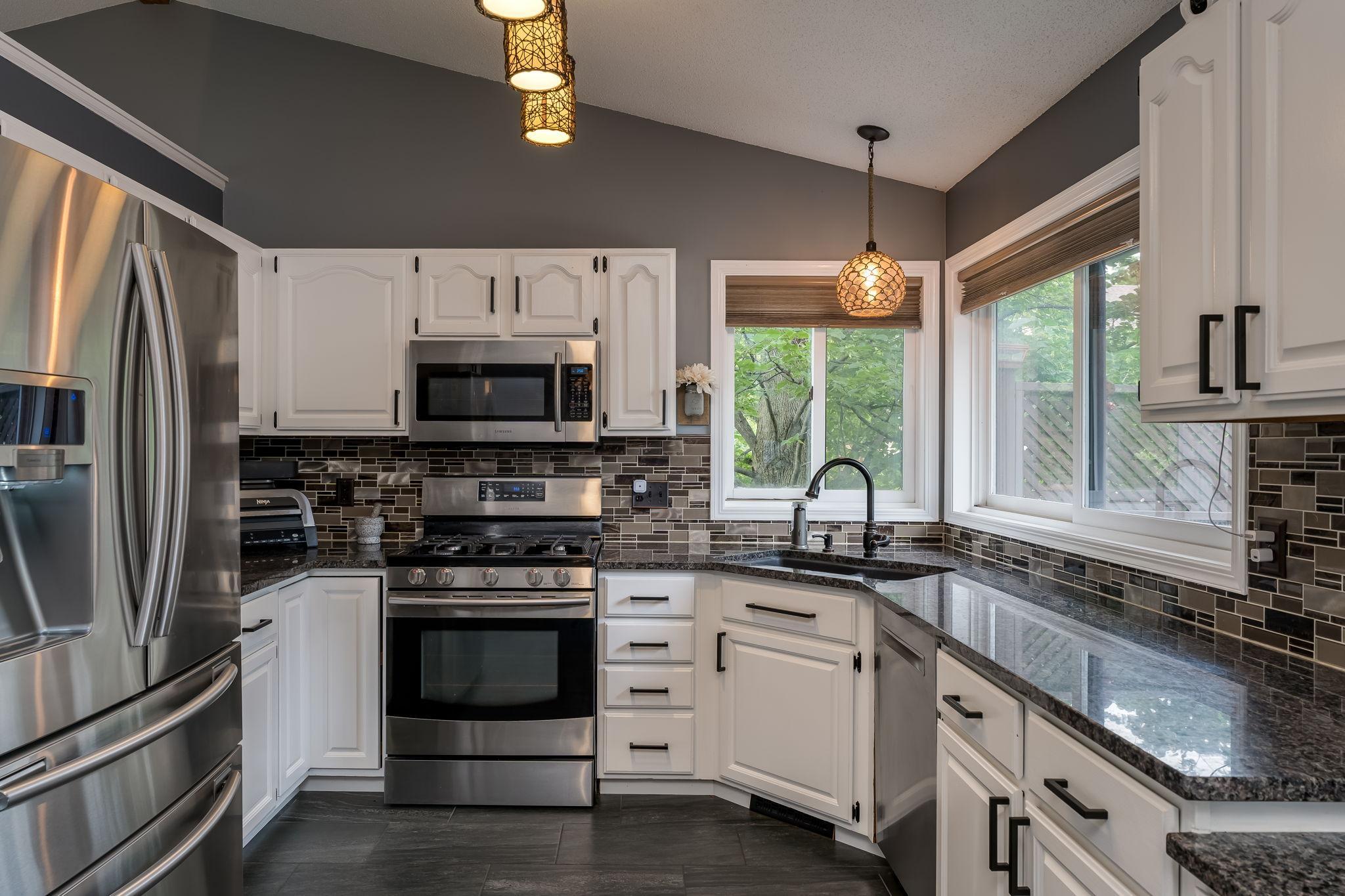 215 Essex Rd-12.jpg