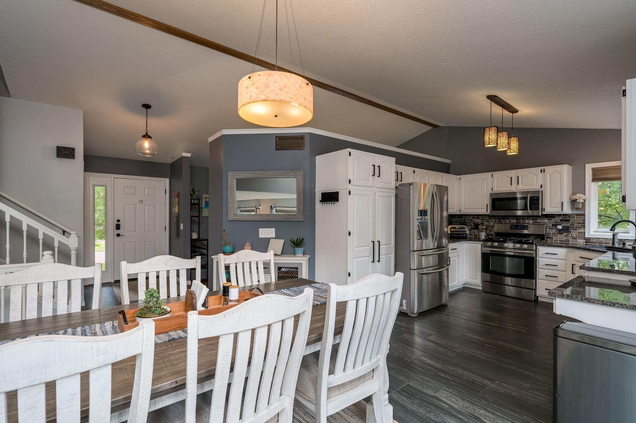 215 Essex Rd-11.jpg