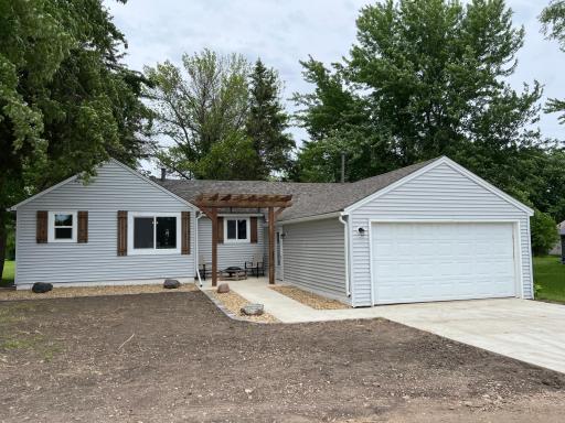 53068 254th Street, Austin, MN 55912