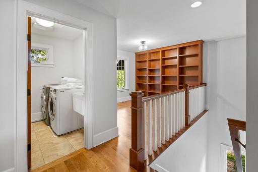 3301 W 55th Street, Edina, MN 55410