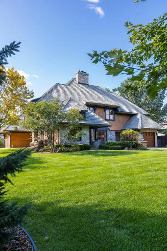 3301 W 55th Street, Edina, MN 55410