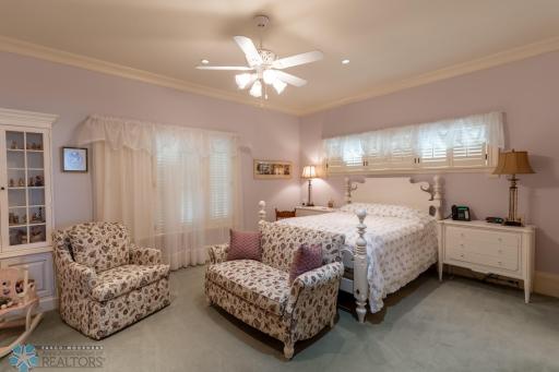 Main Floor Bedroom2
