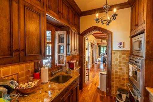 Butler's Pantry
