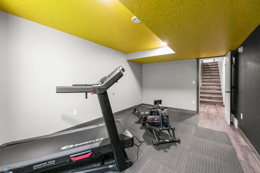 Bedroom 4 (current Exercise Room)