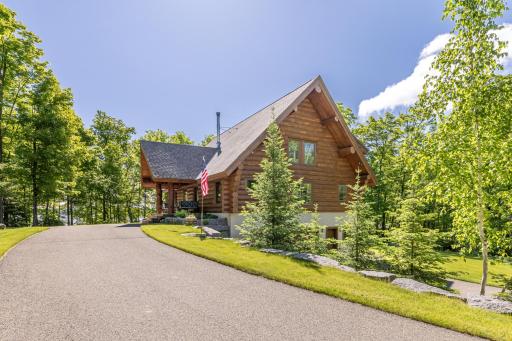 21150 Moose Point Road, Grand Rapids, MN 55744