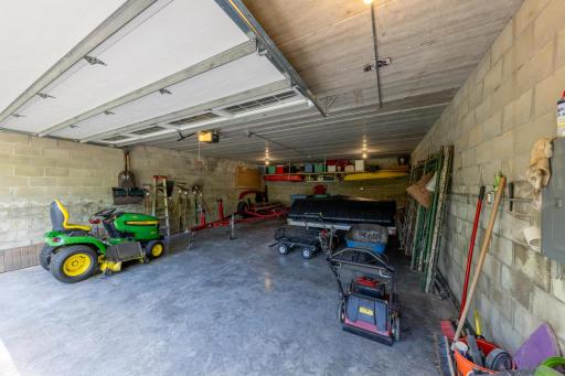 21150 Moose Point Road, Grand Rapids, MN 55744