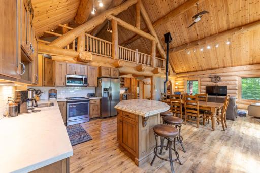21150 Moose Point Road, Grand Rapids, MN 55744