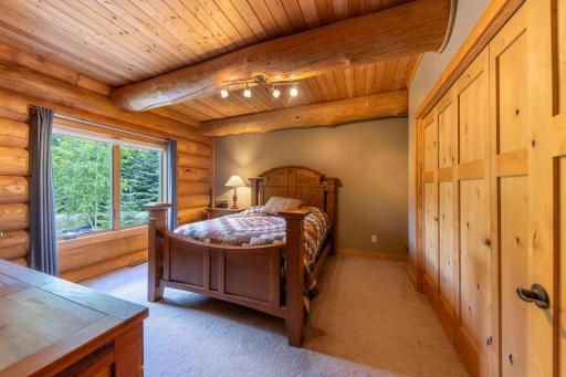 21150 Moose Point Road, Grand Rapids, MN 55744