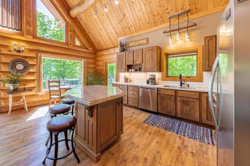 21150 Moose Point Road, Grand Rapids, MN 55744
