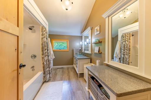 21150 Moose Point Road, Grand Rapids, MN 55744