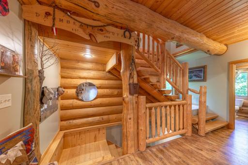 21150 Moose Point Road, Grand Rapids, MN 55744