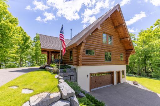 21150 Moose Point Road, Grand Rapids, MN 55744
