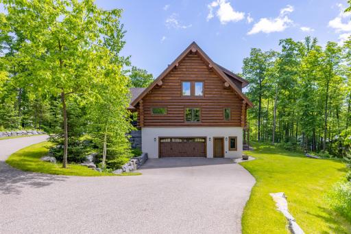 21150 Moose Point Road, Grand Rapids, MN 55744