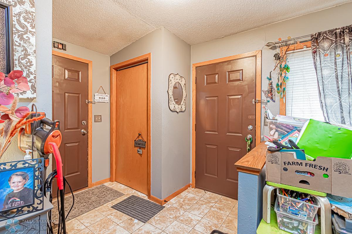 1516 35th St S unit 201, Fargo, ND 58103, USA-07.jpg