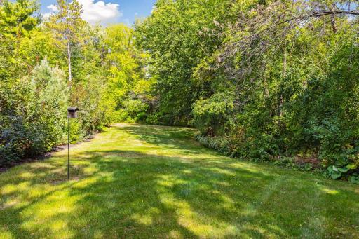 1698 Dodd Road, Mendota Heights, MN 55118