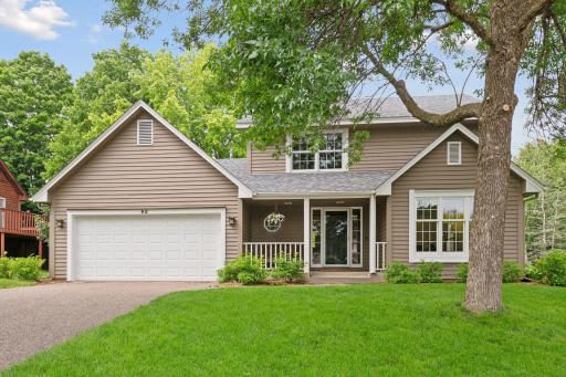 92 Shasta Circle E, Chanhassen, MN 55317