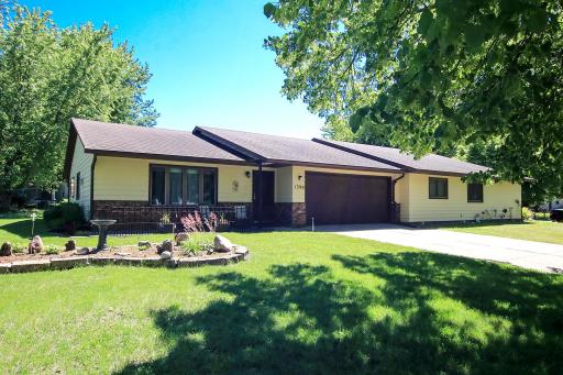 1390 Roberts Road SW, Hutchinson, MN 55350
