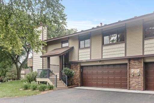 3142 Farnum Drive, A, Eagan, MN 55121