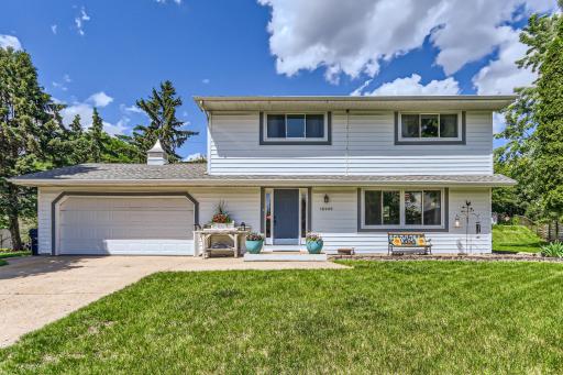 10900 Ridgewood Court, Burnsville, MN 55337