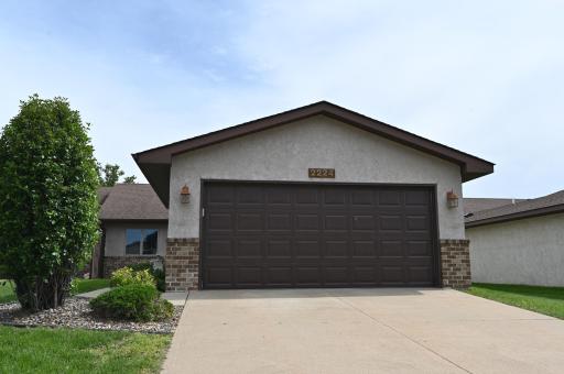 Welcome home! If you're looking for single-level living without sacrificing storage space, this is the place for you. This townhome on sought-after Vierling Drive has a full lower level.