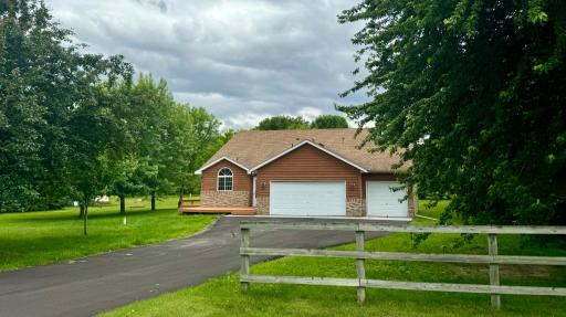 25638 Iris Avenue, Chisago City, MN 55013