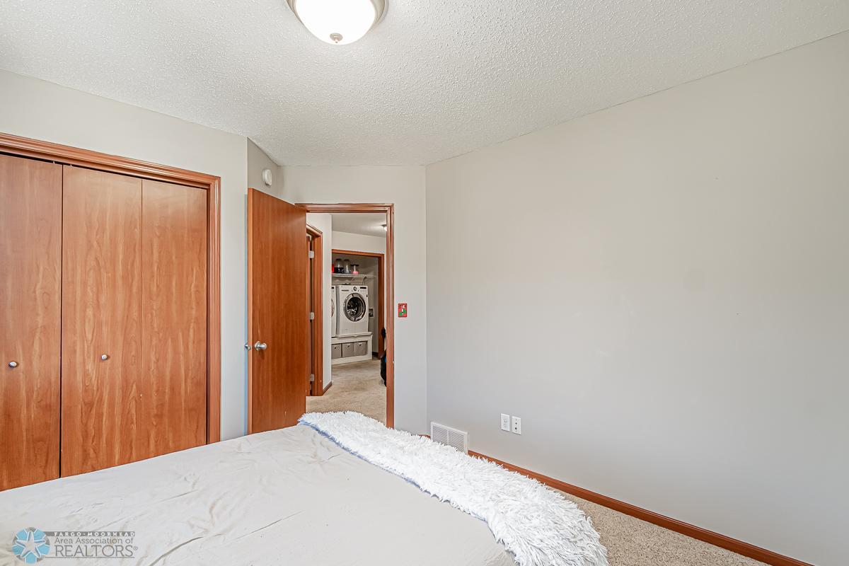4269 Estate Drive South, Fargo, ND-19.jpg