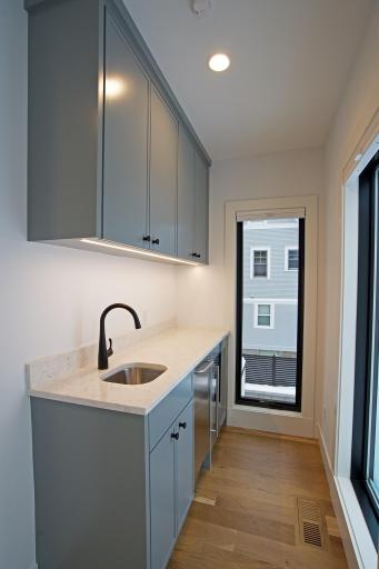 Photo of recently completed neighboring unit. Owner was kind enough to supply photos of space after completion.