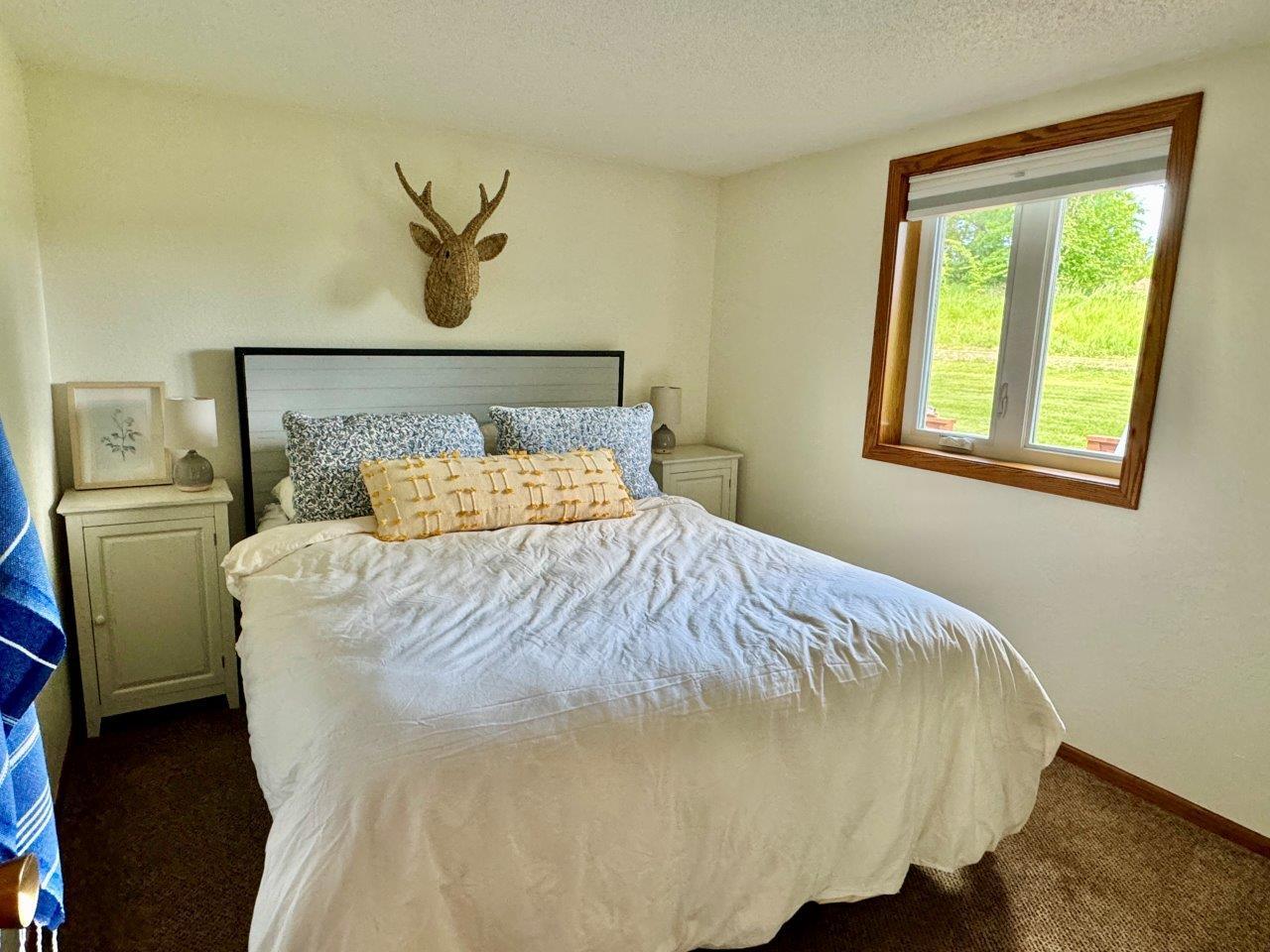 9-Bedroom 2.jpg