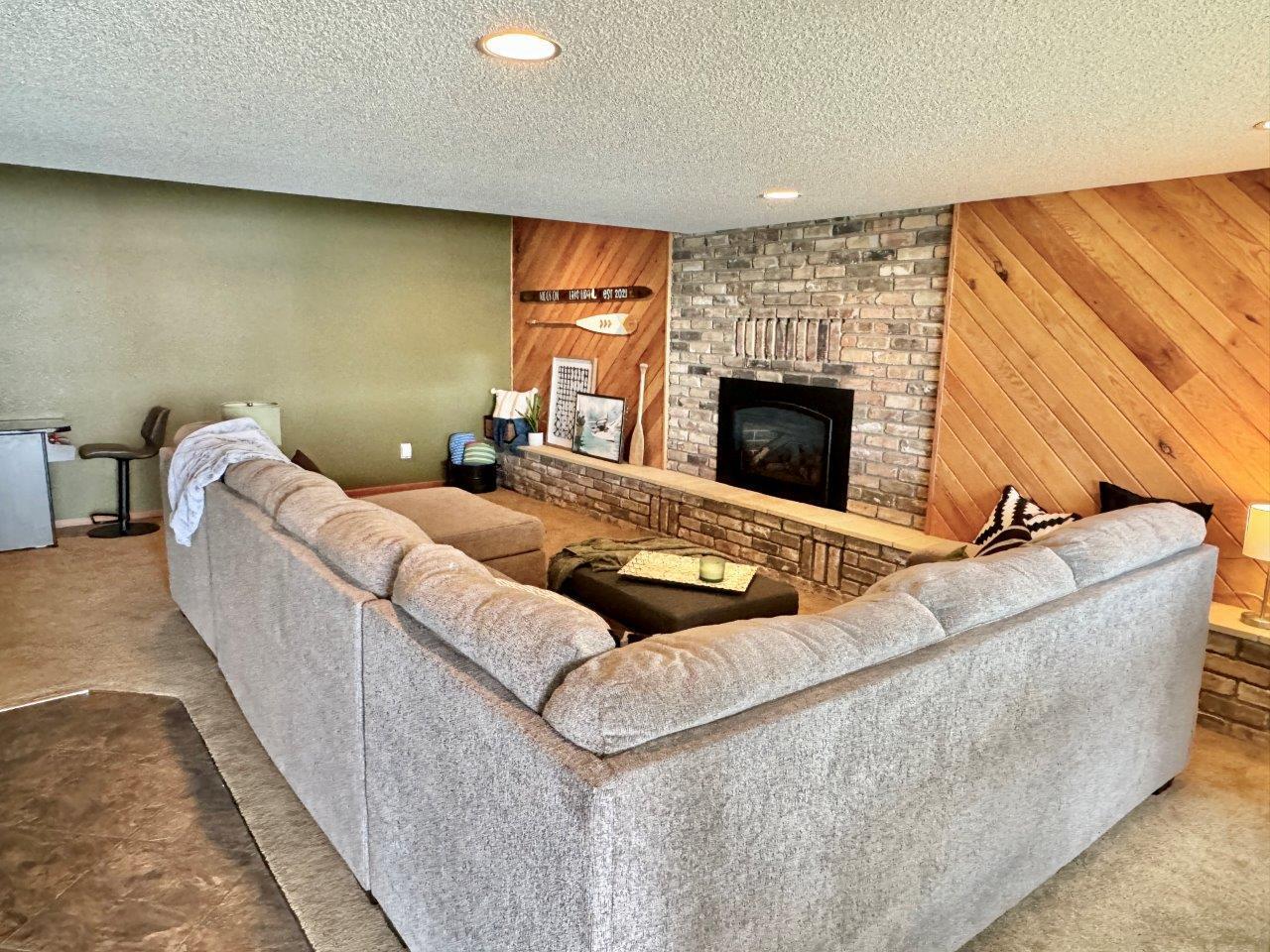 11-Family room with fireplace (2).jpg
