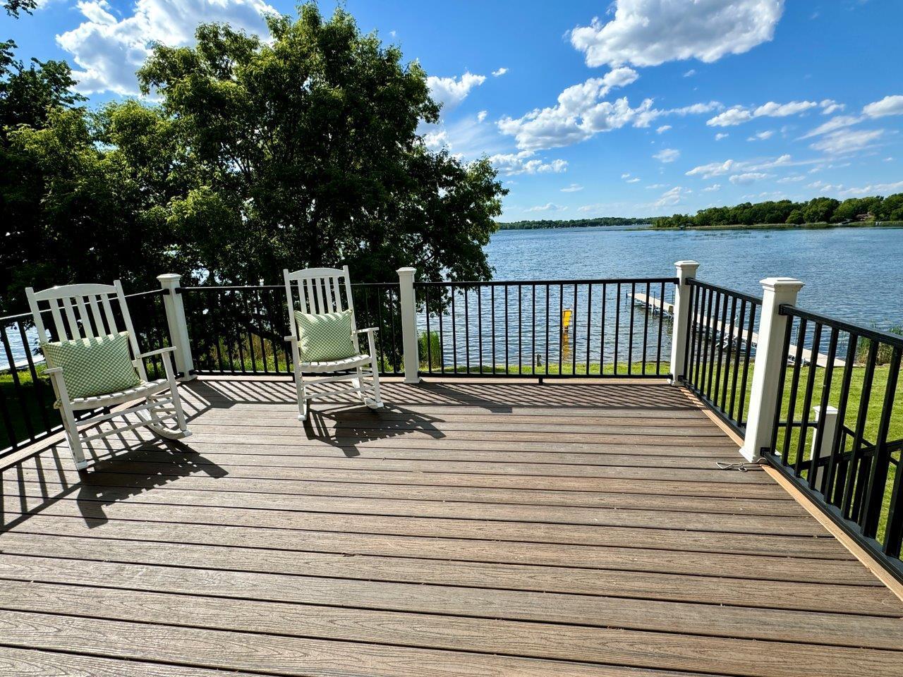 16-Maintenance free deck off living room (1).jpg