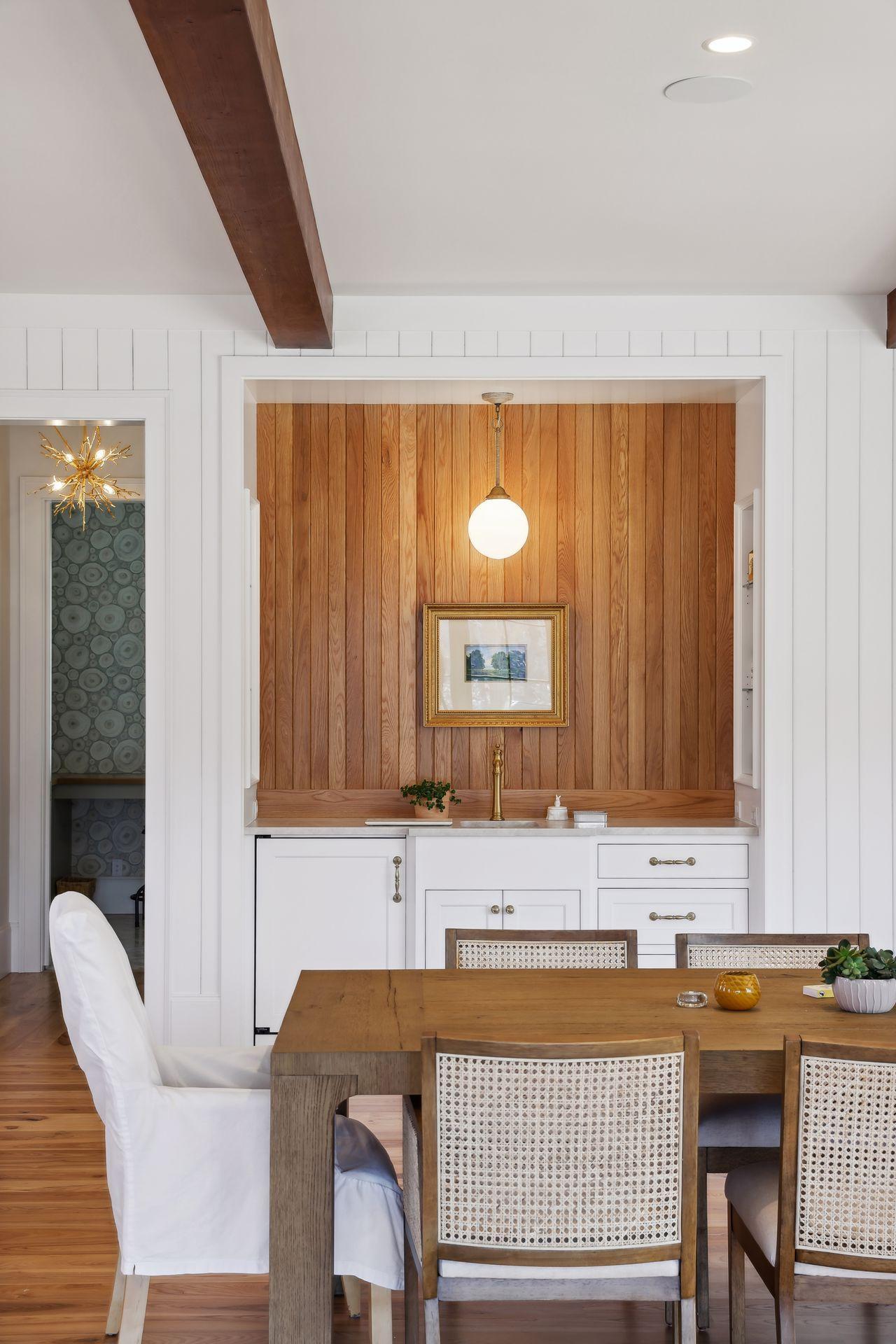 wet bar in dining and living area