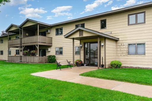 2114 Village Drive, 125, Red Wing, MN 55066