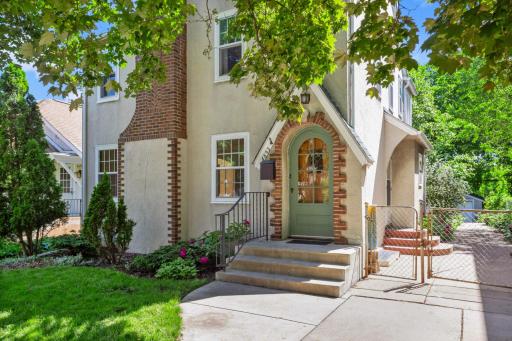 4653 31st Avenue S, Minneapolis, MN 55406