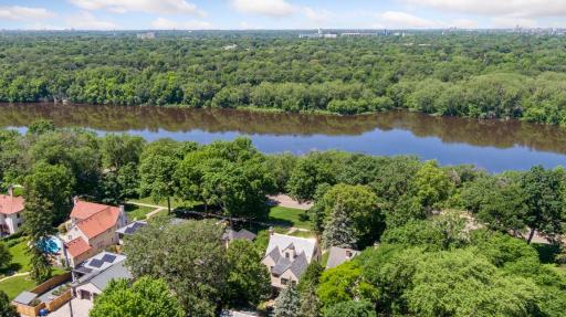 130 Mississippi River Boulevard S, Saint Paul, MN 55105