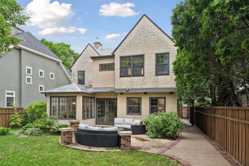 130 Mississippi River Boulevard S, Saint Paul, MN 55105
