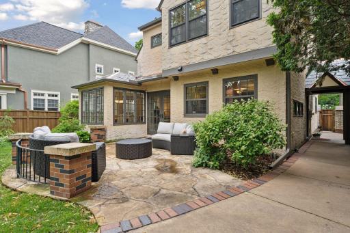 130 Mississippi River Boulevard S, Saint Paul, MN 55105