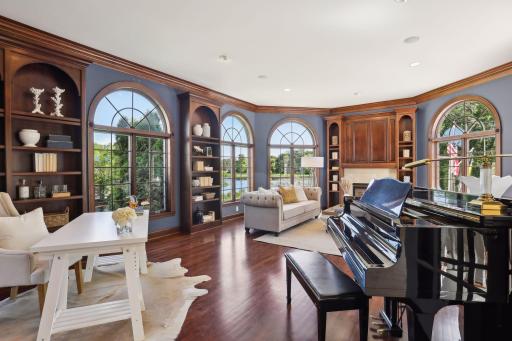 5637 Interlachen Circle, Minneapolis, MN 55436