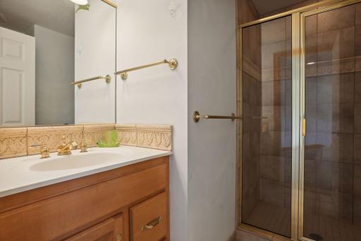 5637 Interlachen Circle, Minneapolis, MN 55436